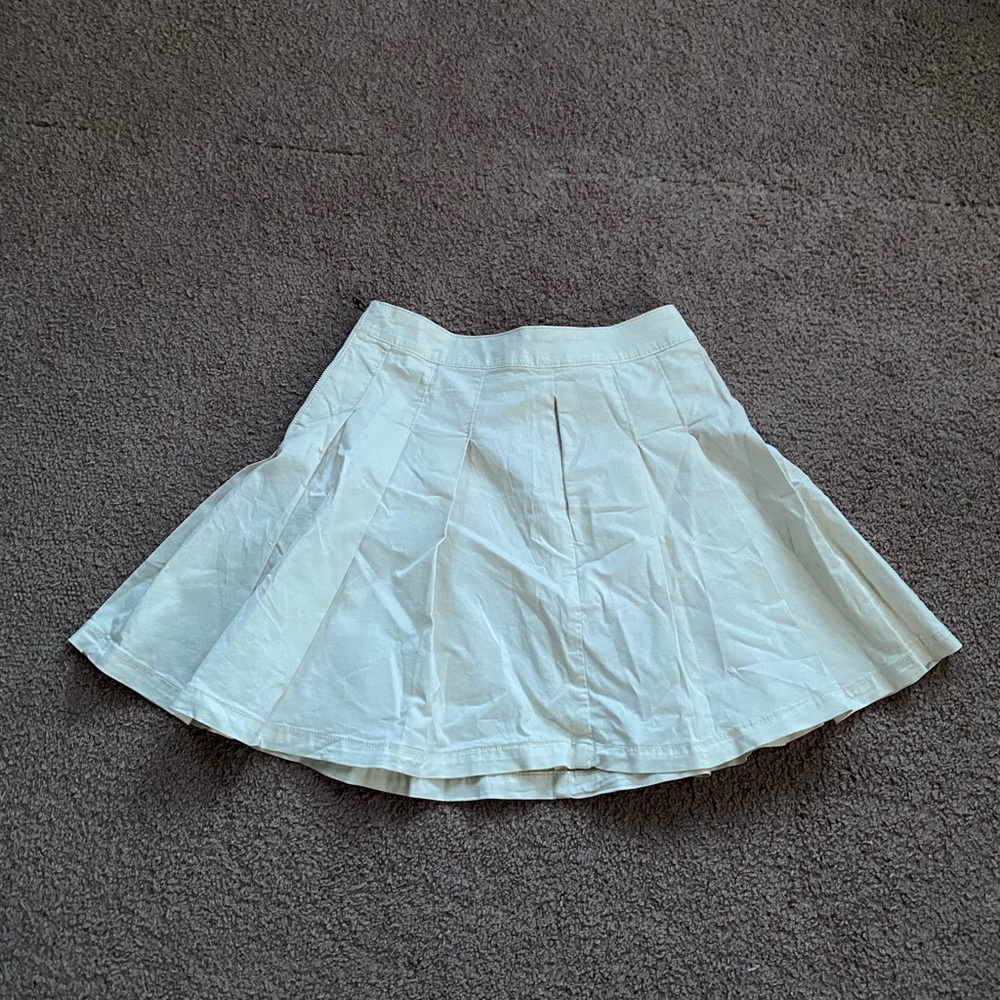 American Eagle super stretch high rise white preppy mini skirt! New with tags
